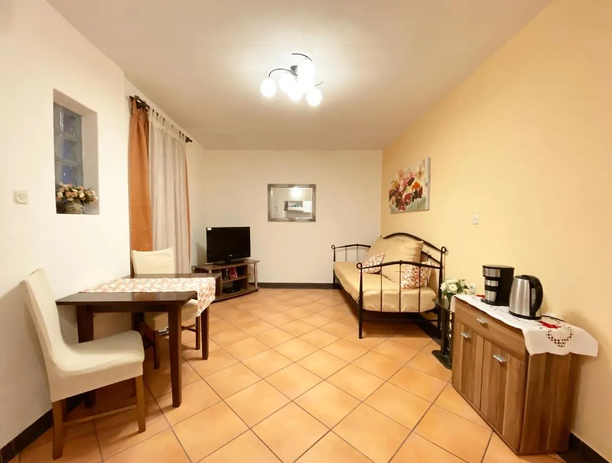 Apt Lavender On Nincevica St- 1 Bedroom Apt 5 Min To The Old Town Of Split Apartmán