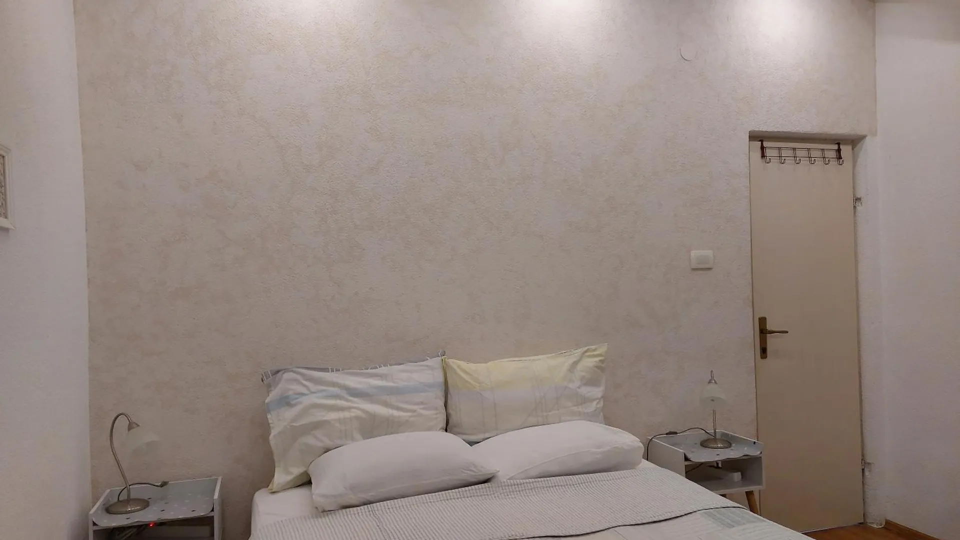 Apt Lavender On Nincevica St- 1 Bedroom Apt 5 Min To The Old Town Of Split 0*,  Chorvatsko